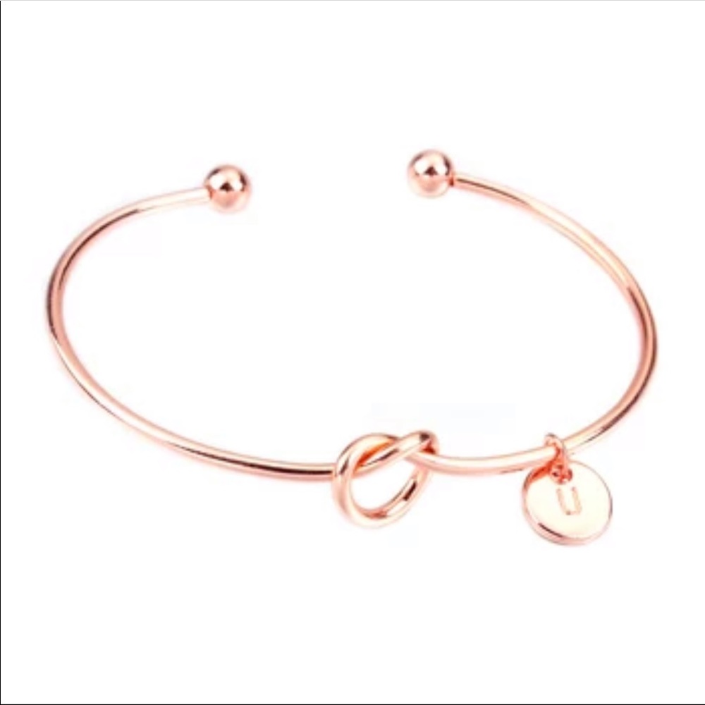 Rose gold bracelet with letter U